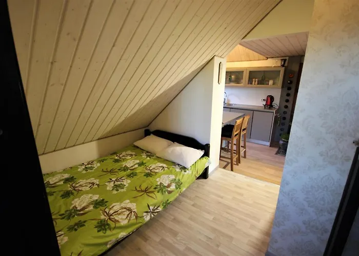 Διαμέρισμα With Private Garden And Large Balcony Παρνού